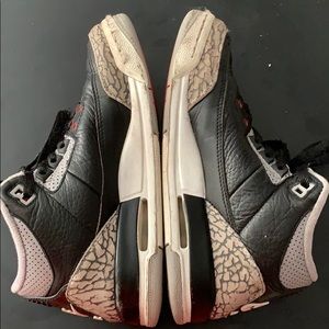 AIR JORDAN 3 RETRO BLACK CEMENT 3.5